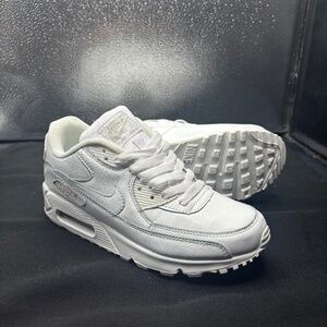 Nike Air Force 1 ’07 “Triple White”